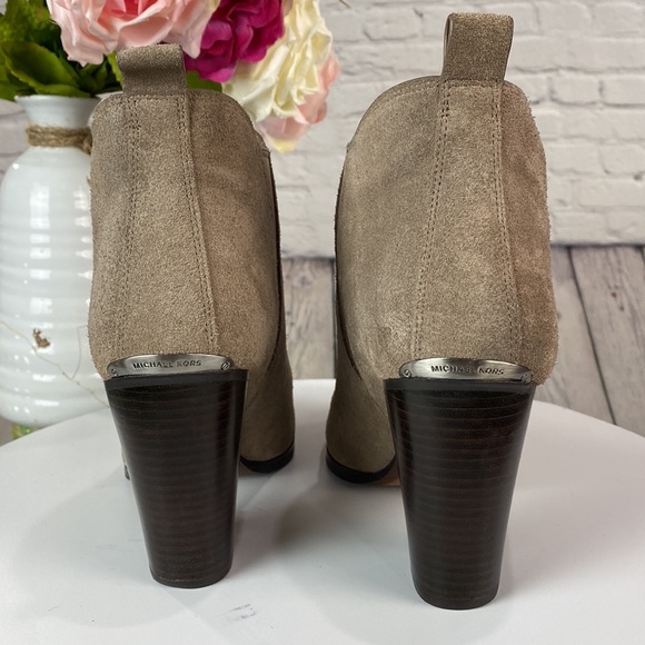 MICHEAL KORS Tan Suede High Heel Slip On Ankle Boots - Picture 5 of 17